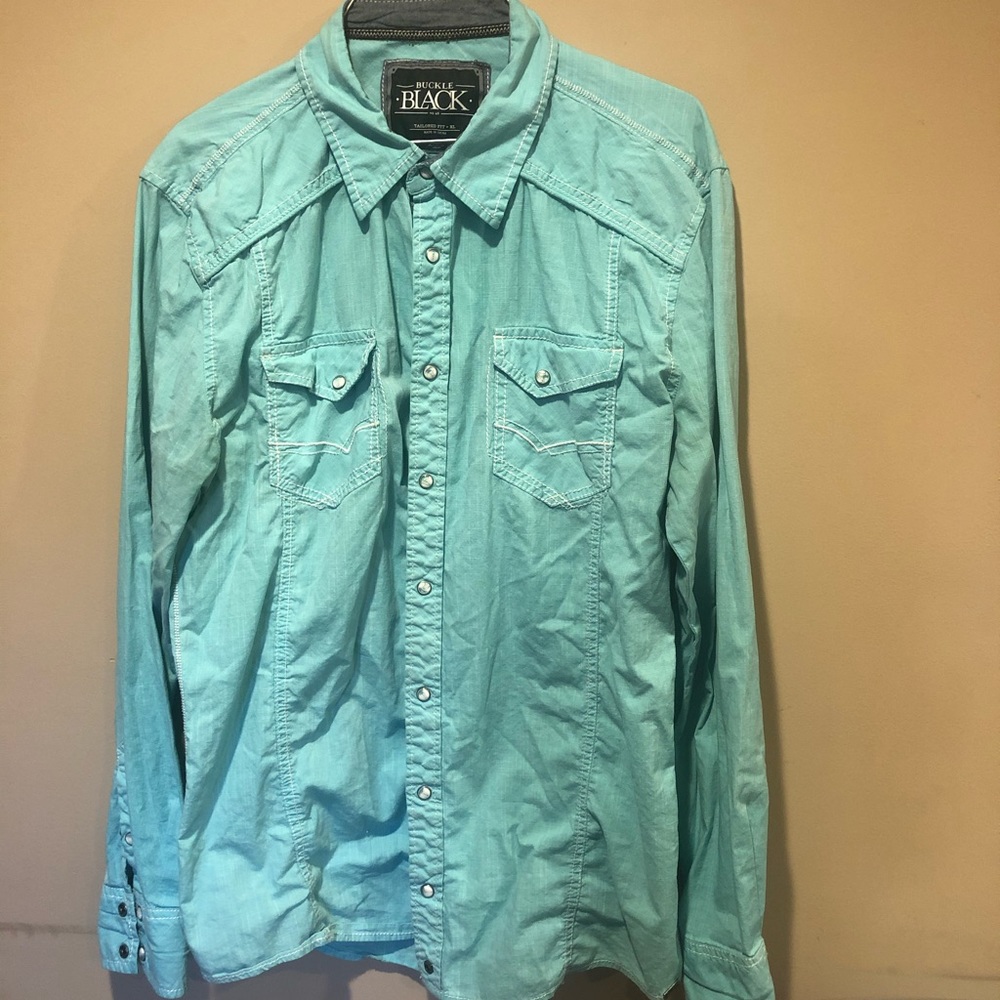 (XL) Buckle Tailored Fit Button Up - SNAP BUTTONS